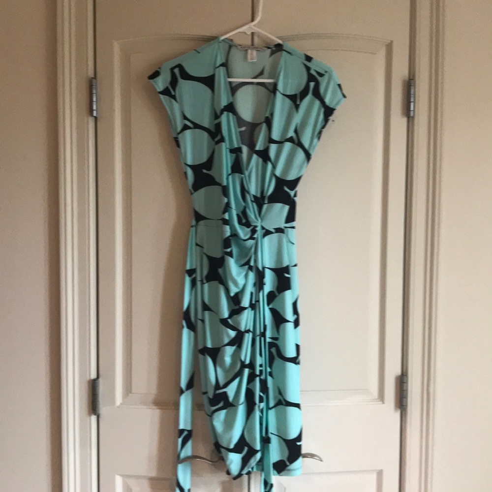 Black and teal leaf dress